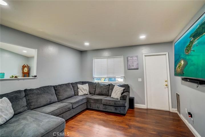 8334 Bermuda Court, Fontana, California 92335