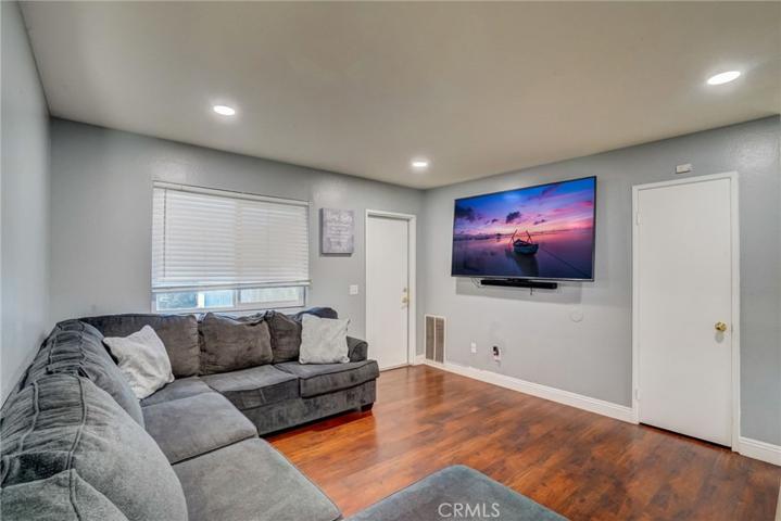 8334 Bermuda Court, Fontana, California 92335