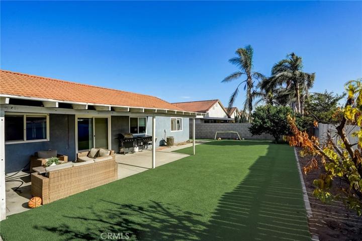 8334 Bermuda Court, Fontana, California 92335