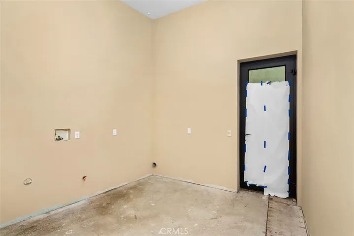 laundry/utility
