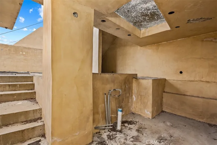 1955 Curson Place, Hollywood Hills, California 90046