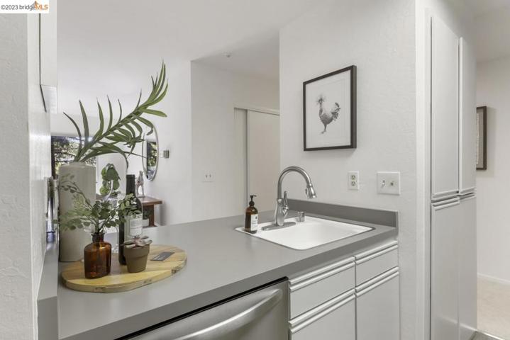 3173 Wayside Plz Unit 218, Walnut Creek, California 94597