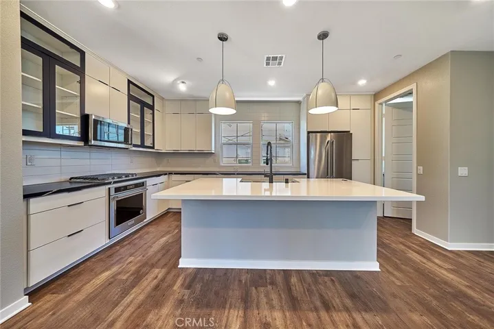 27658 Rockcrest Road, San Pedro, California 90732