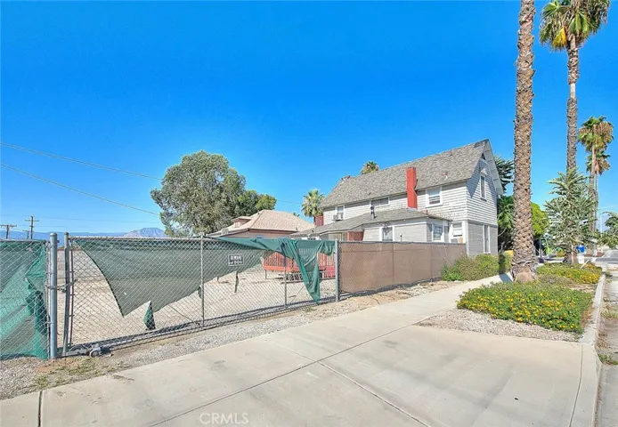 1001 Orange Street, Redlands, California 92374