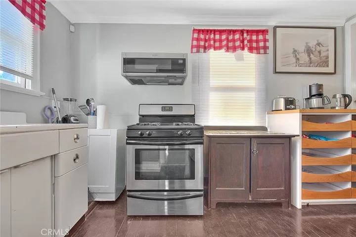1001 Orange Street, Redlands, California 92374