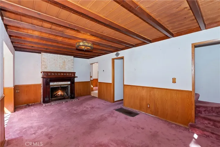 311 Oak Dr., Lake Arrowhead, California 92352