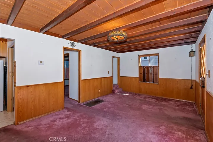 311 Oak Dr., Lake Arrowhead, California 92352