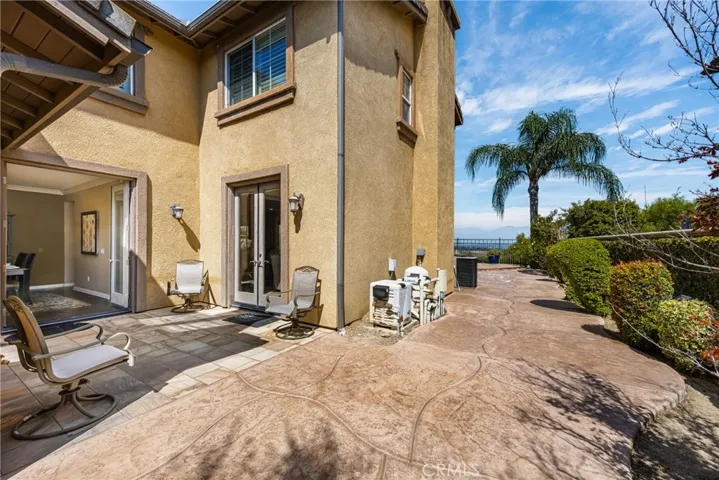 Side yard