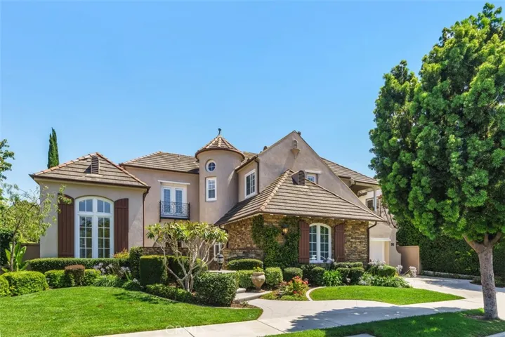 28 Palazzo, Newport Beach, California 92660