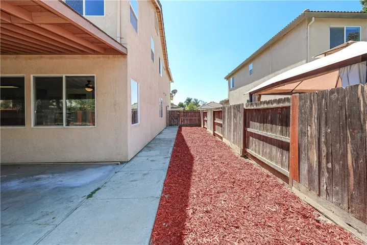 584 Spruce Court, Chowchilla, California 93610