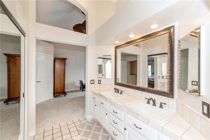 16285 Aurora Crest Drive, Whittier, California 90605