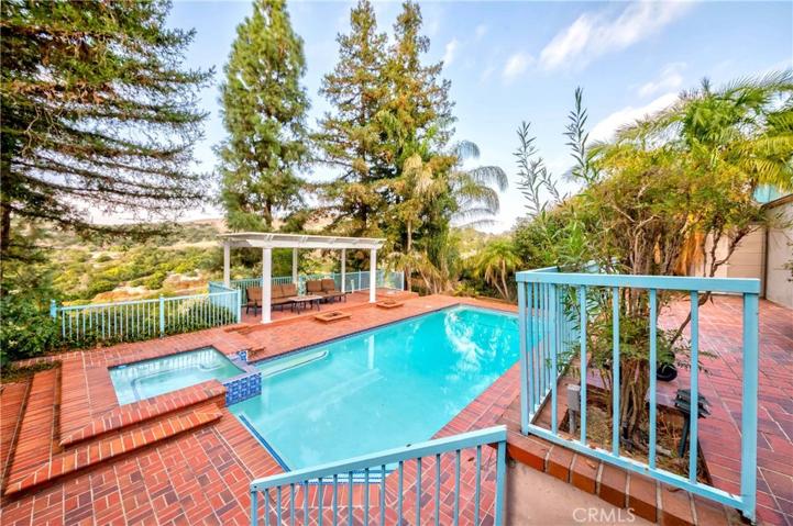 16285 Aurora Crest Drive, Whittier, California 90605