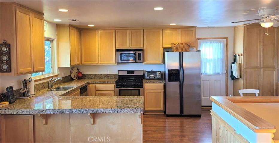 33470 Angeles Drive, Green Valley Lake, California 92341