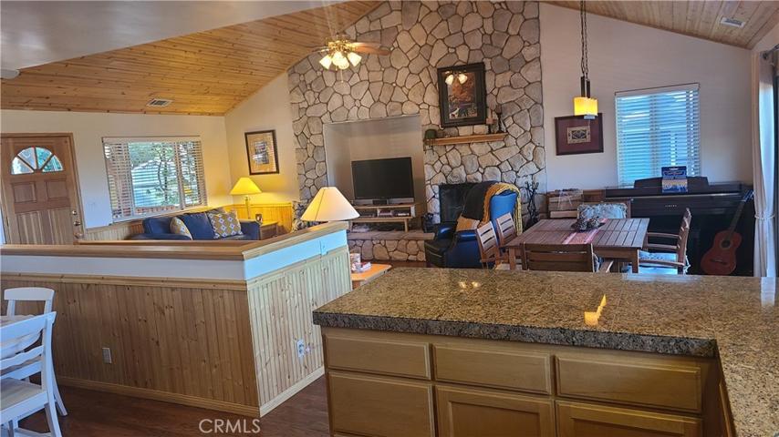 33470 Angeles Drive, Green Valley Lake, California 92341
