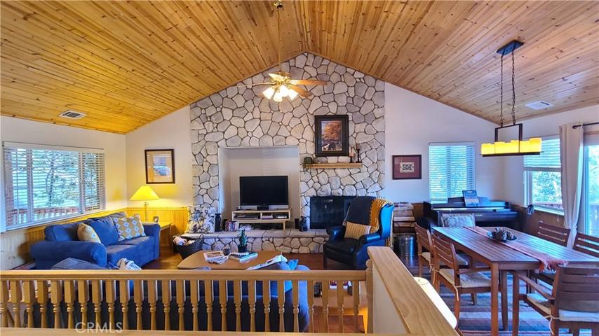 33470 Angeles Drive, Green Valley Lake, California 92341