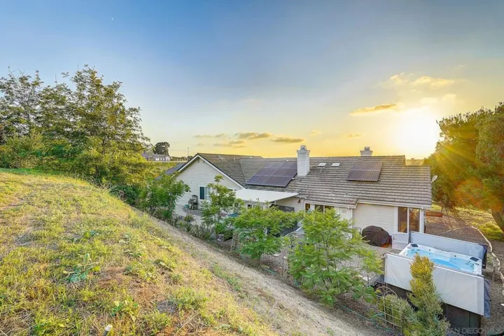 2234 Creekview Ln, Fallbrook, California 92028