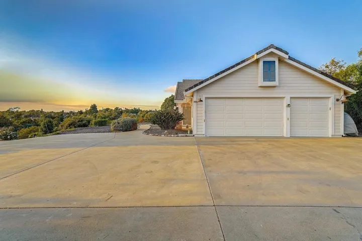 2234 Creekview Ln, Fallbrook, California 92028