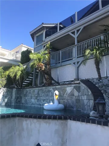 30265 Channel Way Drive, Canyon Lake, California 92587