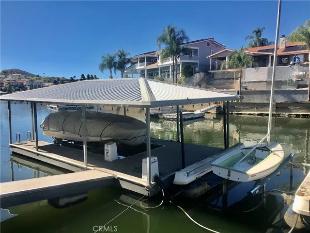 30265 Channel Way Drive, Canyon Lake, California 92587