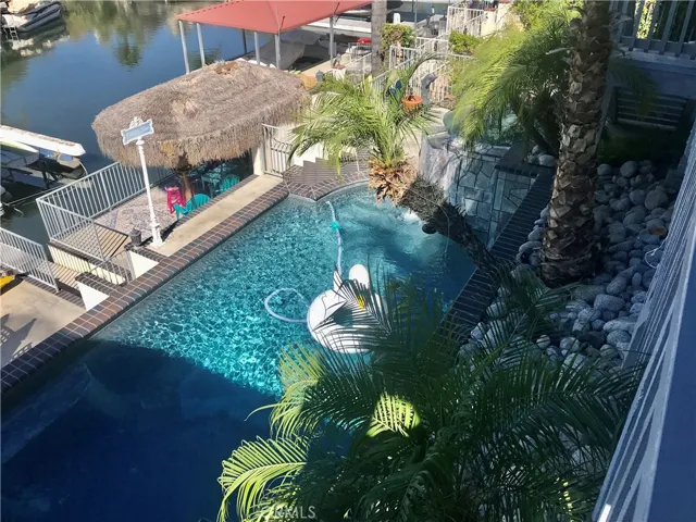 30265 Channel Way Drive, Canyon Lake, California 92587