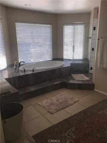 30265 Channel Way Drive, Canyon Lake, California 92587