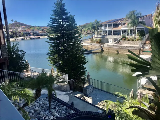 30265 Channel Way Drive, Canyon Lake, California 92587