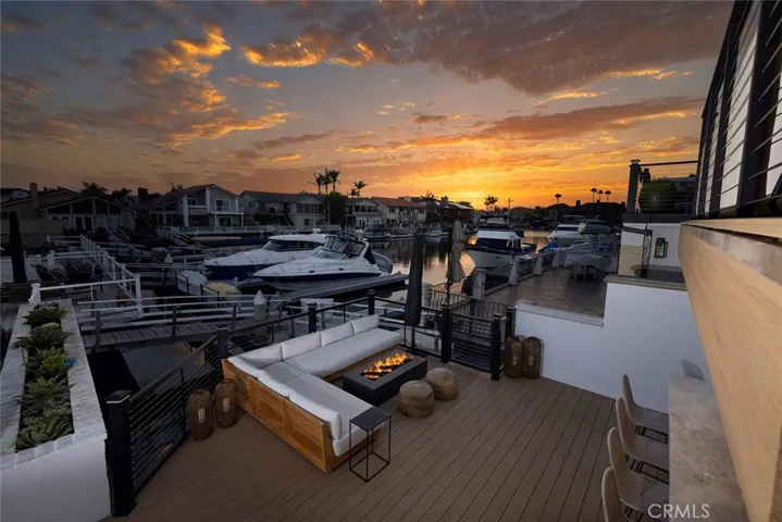 16385 Maruffa Circle, Huntington Beach, California 92649