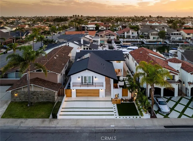 16385 Maruffa Circle, Huntington Beach, California 92649