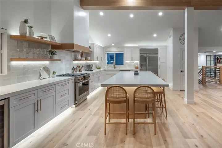 16385 Maruffa Circle, Huntington Beach, California 92649