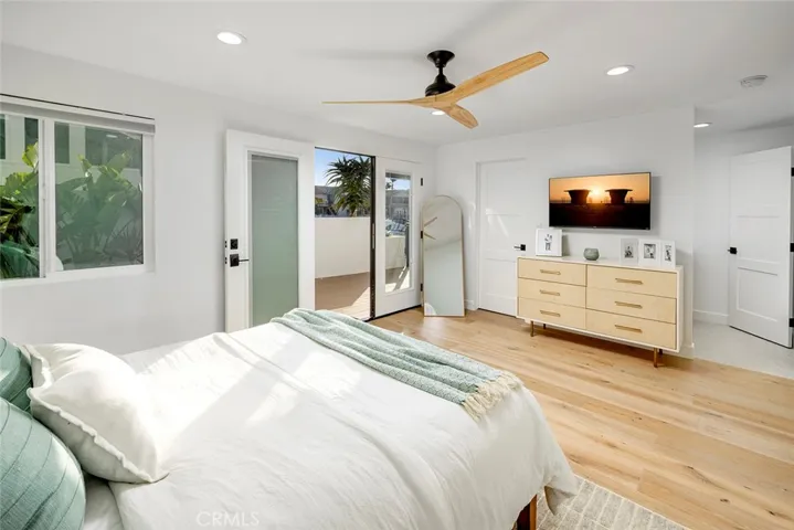 16385 Maruffa Circle, Huntington Beach, California 92649