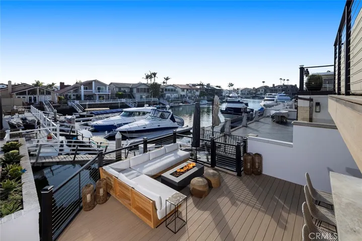 16385 Maruffa Circle, Huntington Beach, California 92649