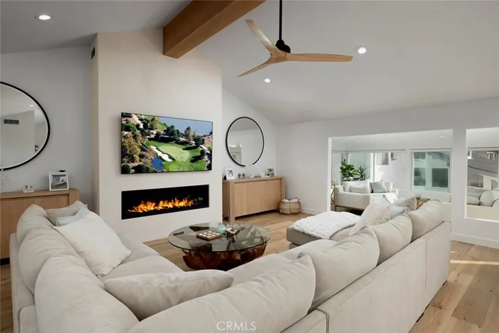 16385 Maruffa Circle, Huntington Beach, California 92649