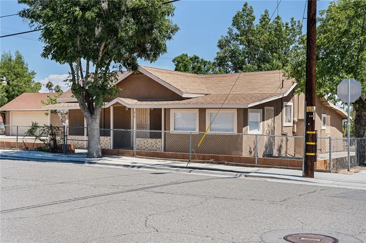 315 S B Street, Perris, California 92570