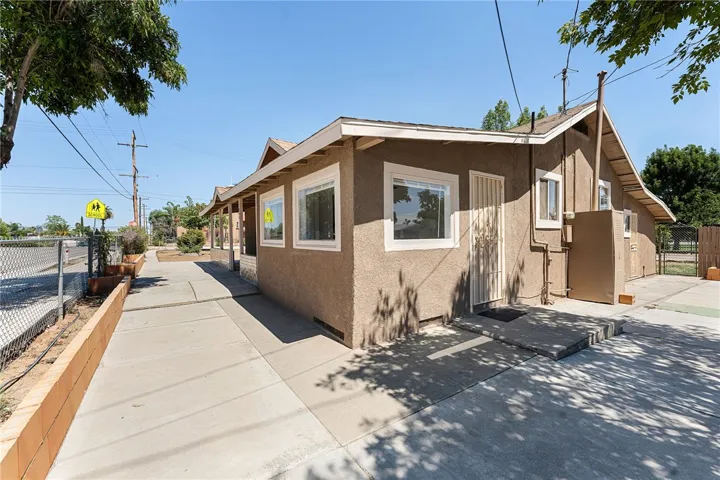 315 S B Street, Perris, California 92570