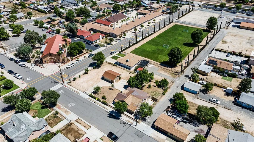 315 S B Street, Perris, California 92570