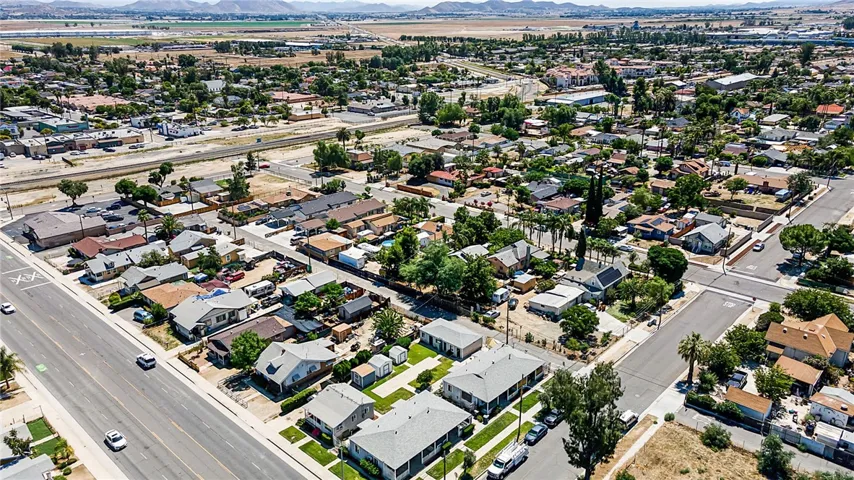 315 S B Street, Perris, California 92570