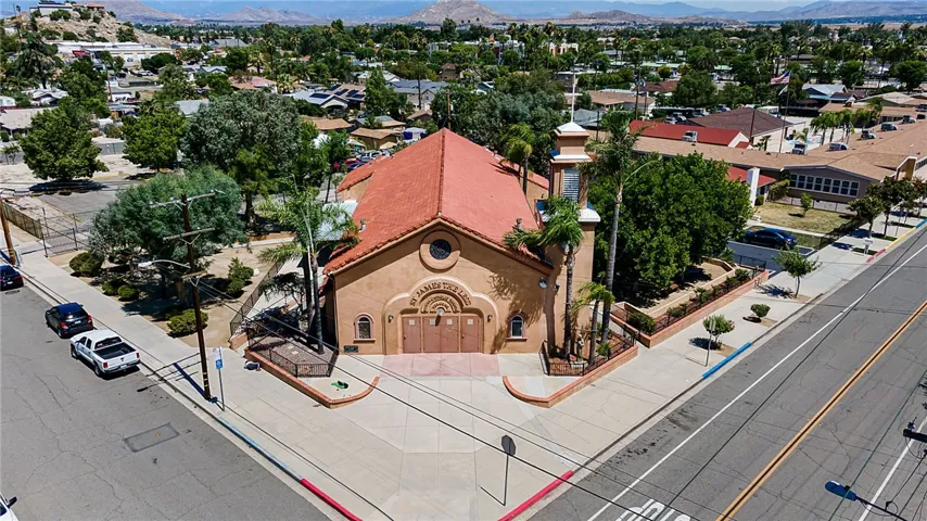 315 S B Street, Perris, California 92570