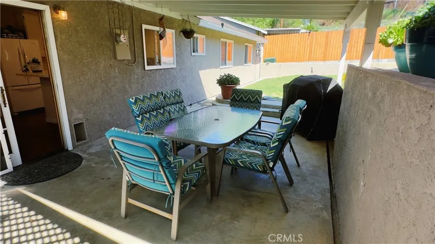 28034 Langside Avenue, Canyon Country, California 91351