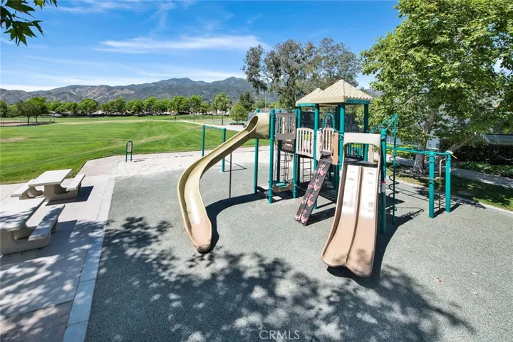 197 Montana Del Lago Drive, Rancho Santa Margarita, California 92688