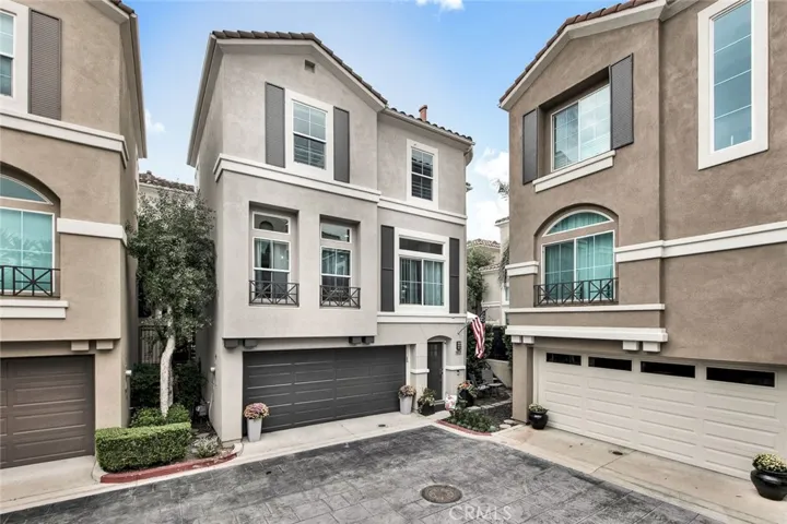 197 Montana Del Lago Drive, Rancho Santa Margarita, California 92688