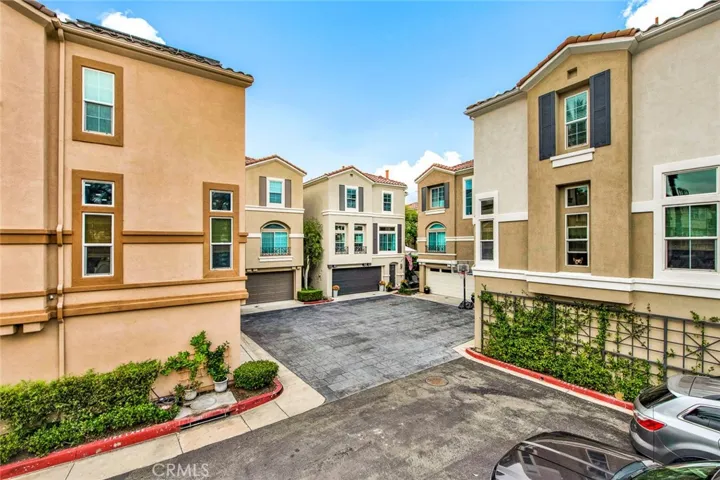 197 Montana Del Lago Drive, Rancho Santa Margarita, California 92688