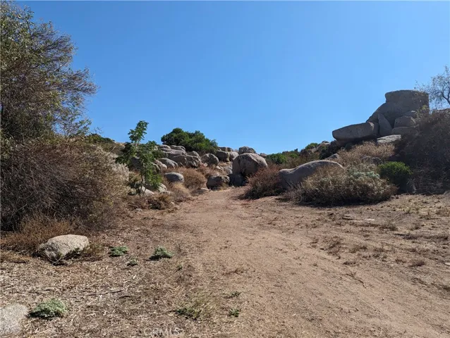 24660 Quail Run Road, Homeland, California 92548