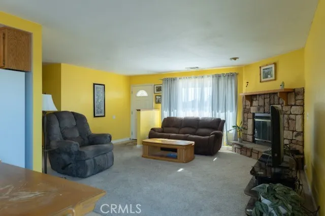 11411 2nd Avenue, Hesperia, California 92345