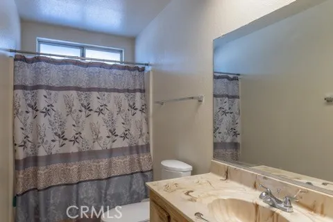 11411 2nd Avenue, Hesperia, California 92345
