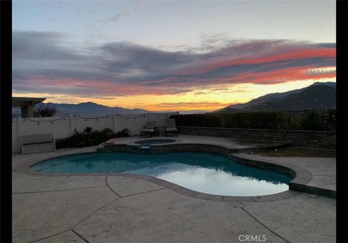 1531 Edgebrook, Beaumont, California 92223