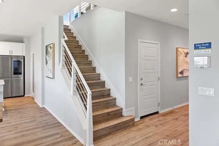 Photo Model Home Staircase to 2nd floor.