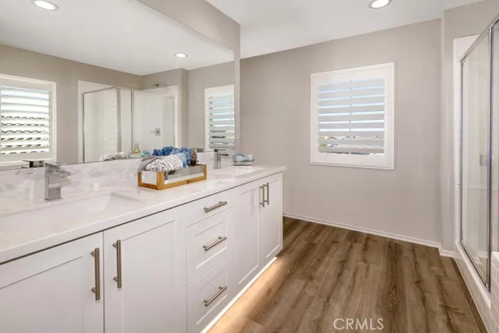 Model Home Photo of Pimary bath area.