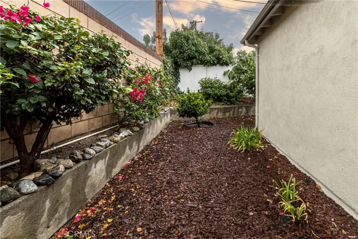702 W Carter Drive, Glendora, California 91740