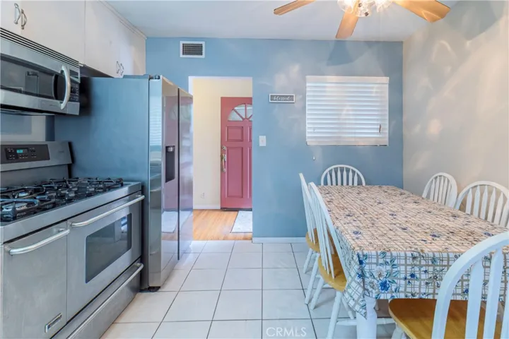 702 W Carter Drive, Glendora, California 91740