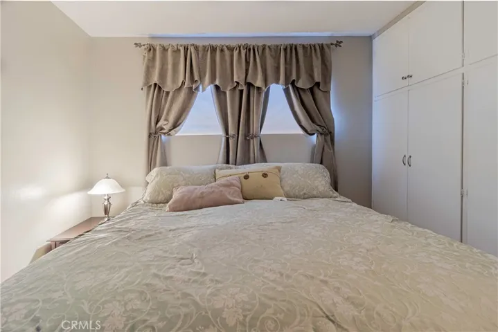 Master Room/ King sized bed